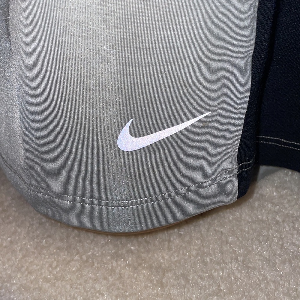 NWOT Nike 2 Tone Gray/Black Short Sleeve Pocket Tee. * feels like silk